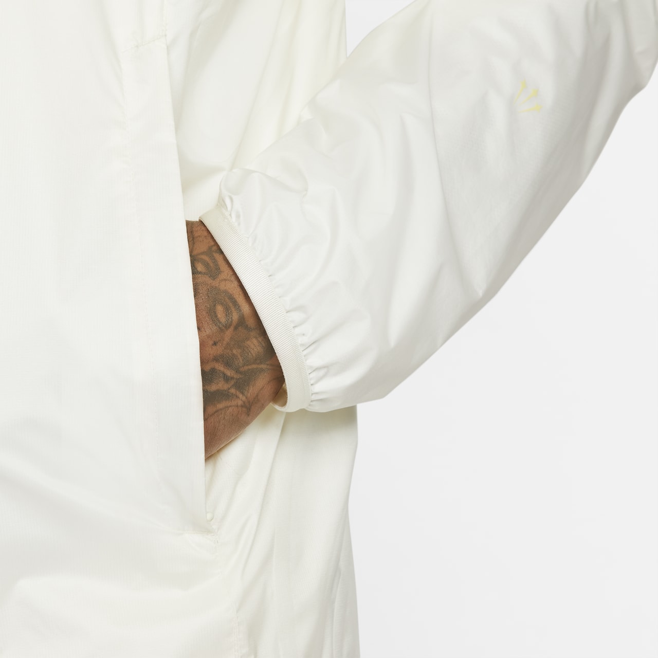 Collezione di abbigliamento NOCTA Golf - Data del lancio. Nike SNKRS